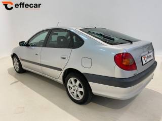 TOYOTA Avensis usata, con Alzacristalli elettrici