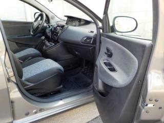 LANCIA Ypsilon usata 34