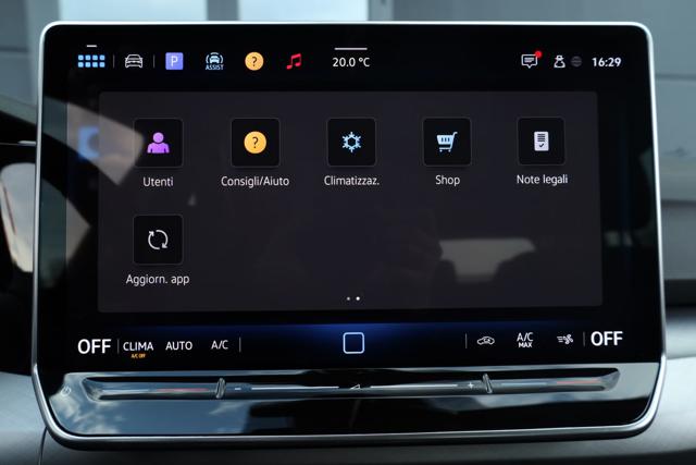 VOLKSWAGEN Golf usata, con Volante multifunzione