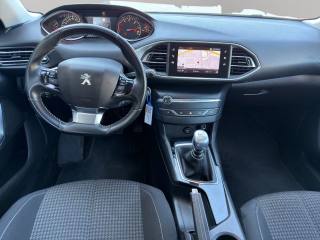PEUGEOT 308 usata, con Fendinebbia