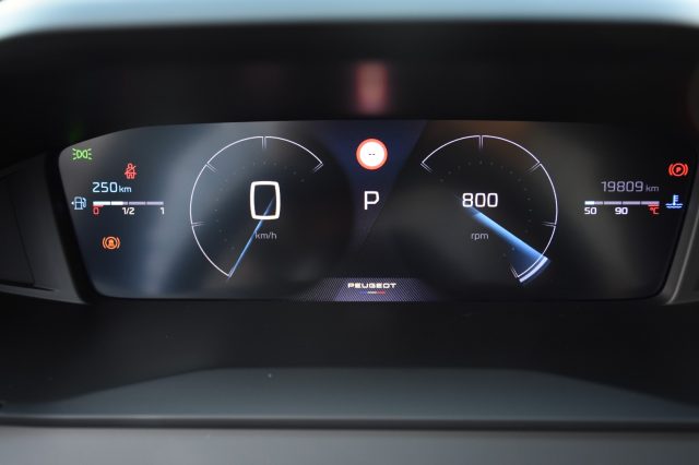 PEUGEOT 2008 usata, con Climatizzatore