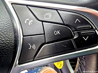 RENAULT Clio usata, con Volante in pelle