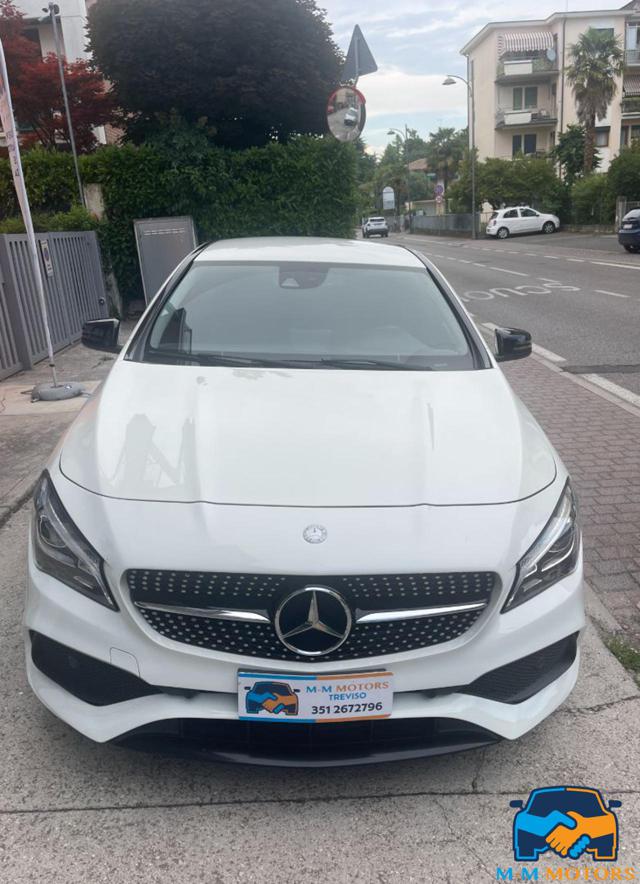 MERCEDES-BENZ CLA 200 usata, con Volante in pelle