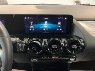 MERCEDES-BENZ GLA 180 usata, con ESP