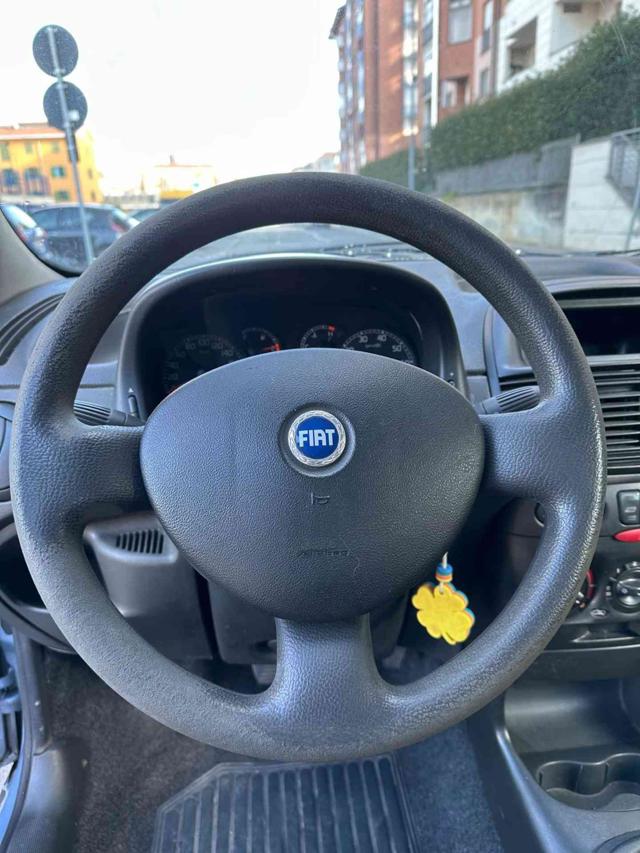 FIAT Punto usata 10