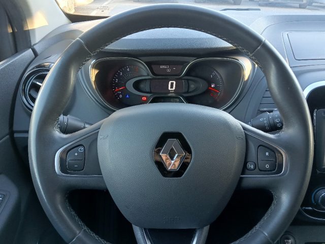 RENAULT Captur usata, con Autoradio