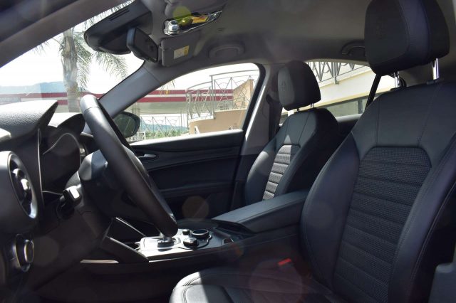 ALFA ROMEO Stelvio usata, con Interni in pelle