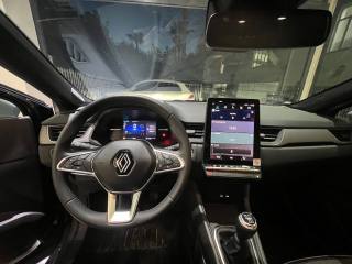 RENAULT Captur usata, con Bracciolo