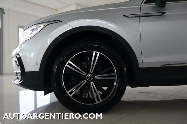 VOLKSWAGEN Tiguan usata, con Sound system