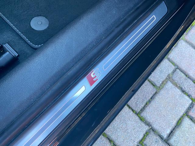 AUDI A4 usata, con Volante in pelle