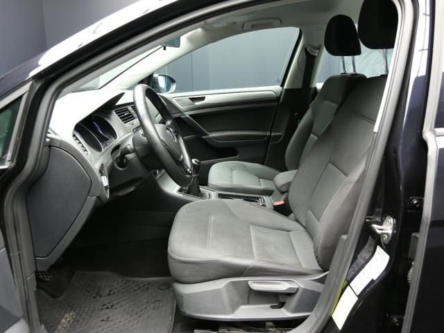 VOLKSWAGEN Golf Variant usata, con Climatizzatore