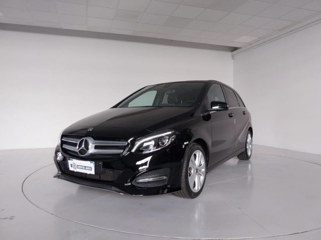 MERCEDES-BENZ B 180 usata, con Airbag