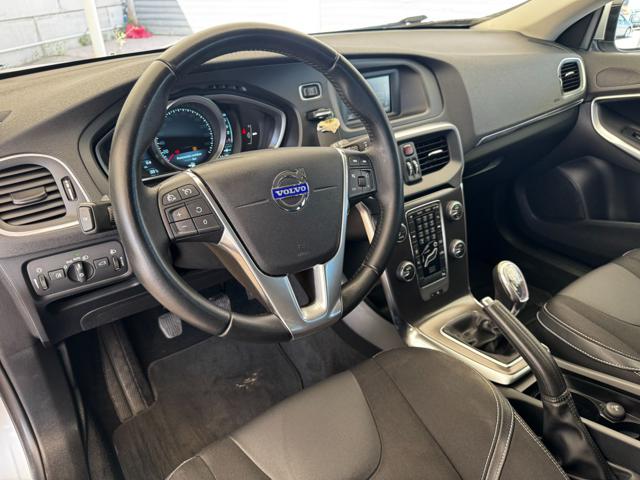 VOLVO V40 usata, con Airbag testa