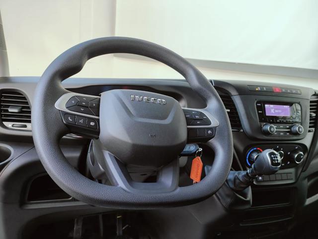 IVECO Daily usata, con MP3