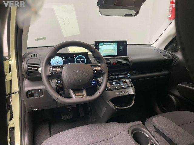 HYUNDAI INSTER usata, con Controllo automatico clima