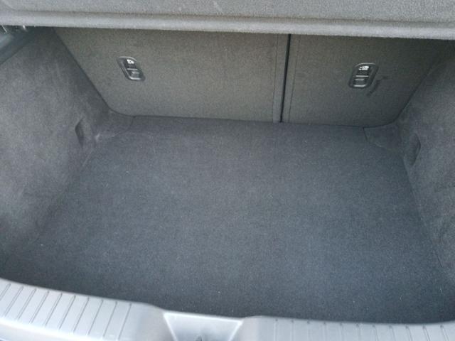 MAZDA 3 usata, con Park Distance Control