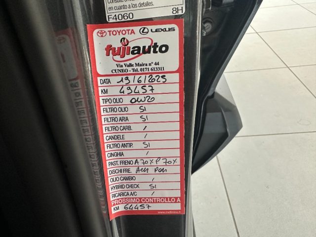 TOYOTA C-HR usata, con USB