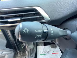 PEUGEOT 3008 usata, con Volante in pelle