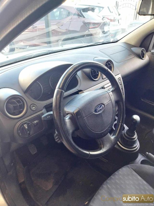 FORD Fiesta usata 10