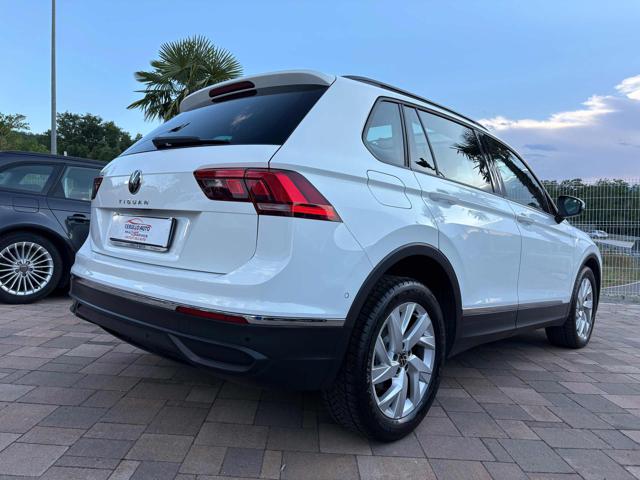 VOLKSWAGEN Tiguan usata, con Airbag laterali