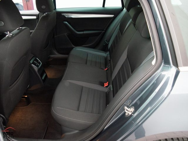 SKODA Octavia usata, con Controllo automatico clima