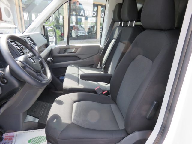 VOLKSWAGEN Crafter usata, con Fendinebbia