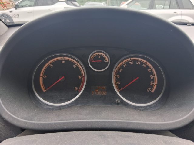 OPEL Corsa usata, con Autoradio