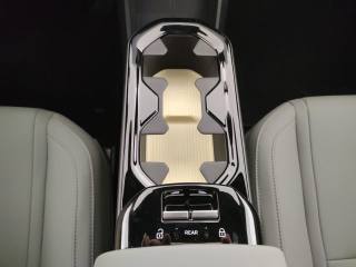 VOLVO EX30 usata, con Controllo elettronico della corsia