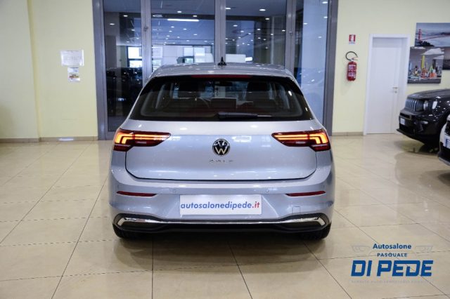 VOLKSWAGEN Golf usata, con Autoradio