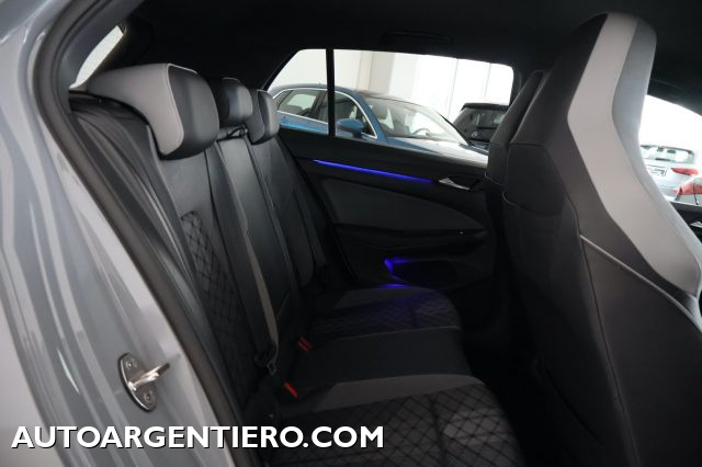 VOLKSWAGEN Golf usata, con Isofix
