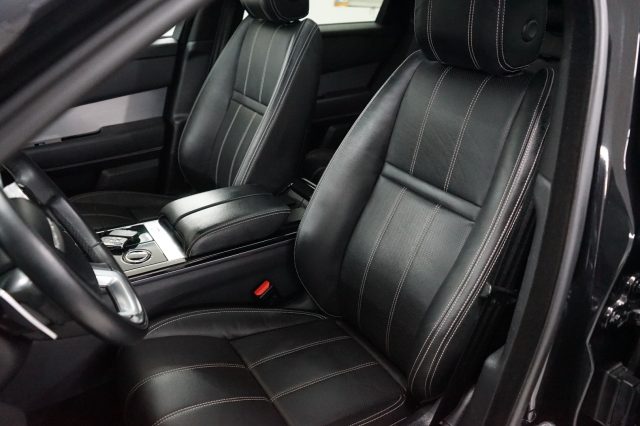 LAND ROVER Range Rover Velar usata, con ESP