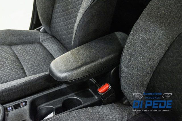 TOYOTA Yaris Cross usata, con MP3