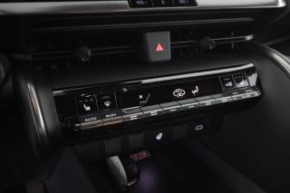 TOYOTA C-HR usata 15