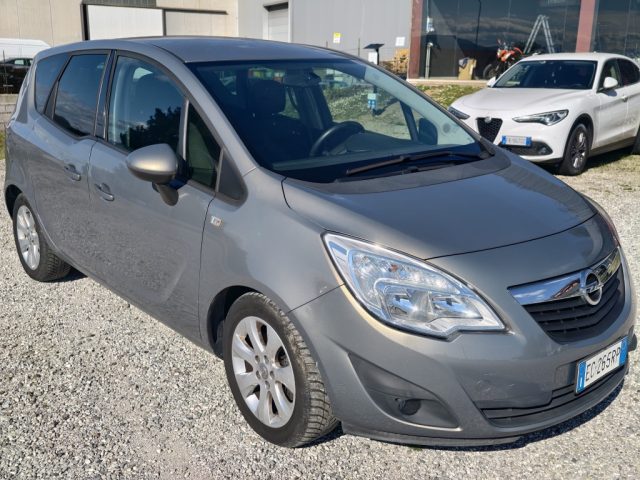 OPEL Meriva usata, con Airbag