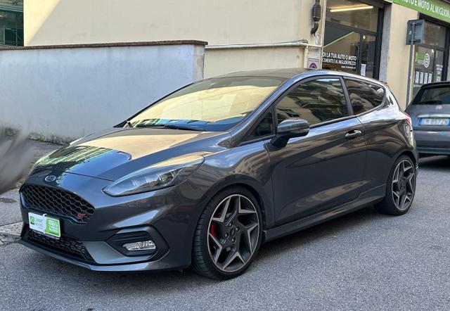 FORD Fiesta usata, con Park Distance Control