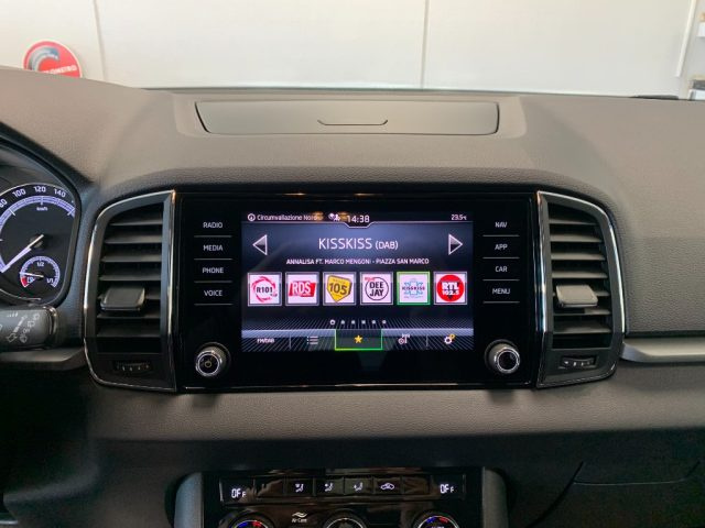 SKODA Karoq usata, con Volante in pelle