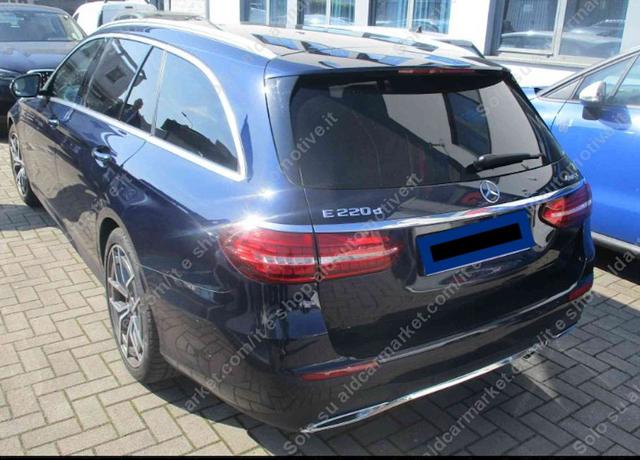 MERCEDES-BENZ E 220 usata, con Airbag