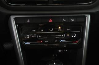 VOLKSWAGEN T-Roc usata 11