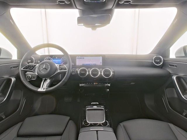 MERCEDES-BENZ A 180 usata, con Cerchi in lega