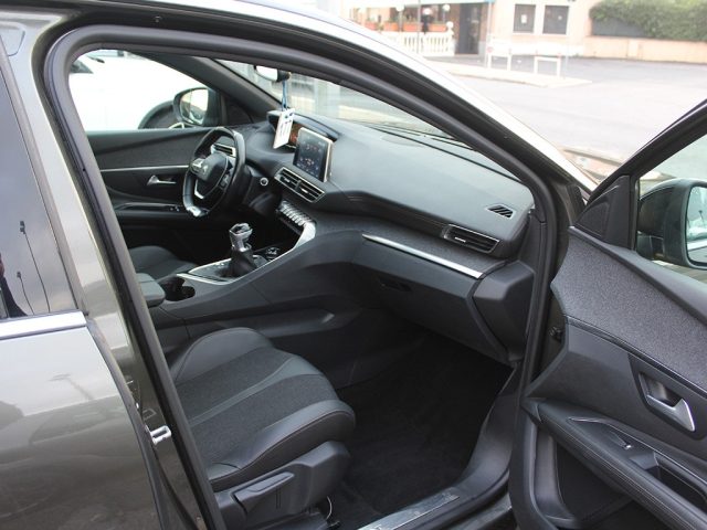 PEUGEOT 3008 usata, con Controllo trazione