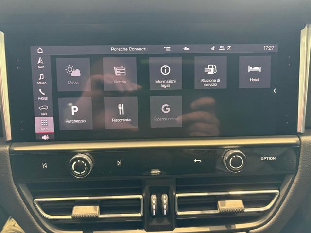 PORSCHE Macan usata, con Volante in pelle
