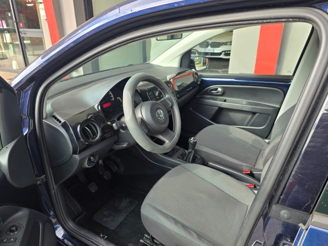 VOLKSWAGEN up! usata, con Isofix