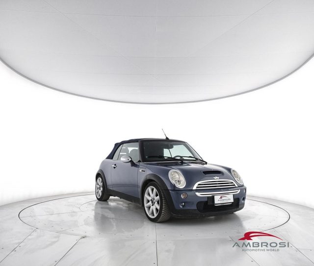MINI Cabrio usata 1
