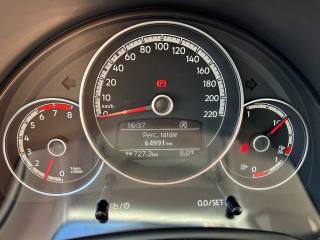 VOLKSWAGEN up! usata, con Autoradio