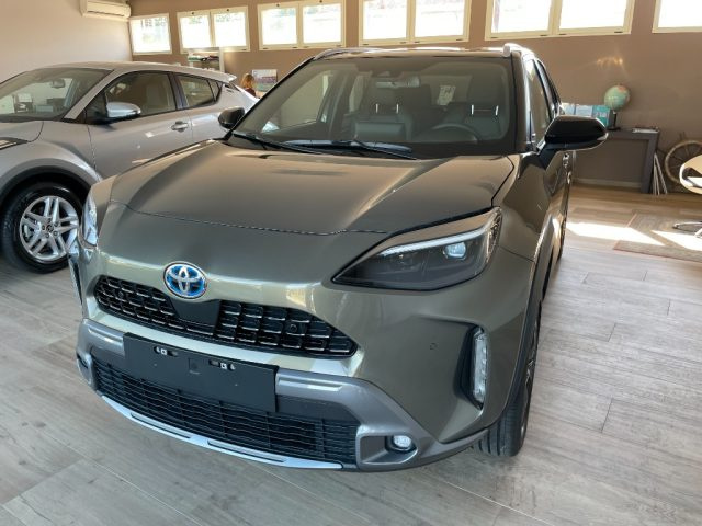 TOYOTA Yaris Cross usata, con Autoradio