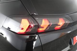PEUGEOT 2008 usata 9