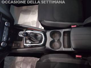 NISSAN Qashqai usata, con Fari LED