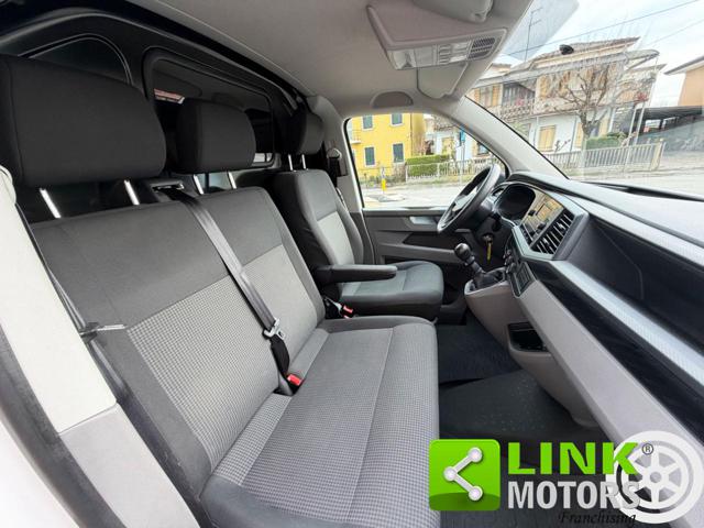 VOLKSWAGEN Transporter usata, con Sensori di parcheggio posteriori