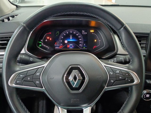 RENAULT Captur usata, con Bracciolo