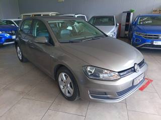 VOLKSWAGEN Golf usata, con Airbag laterali